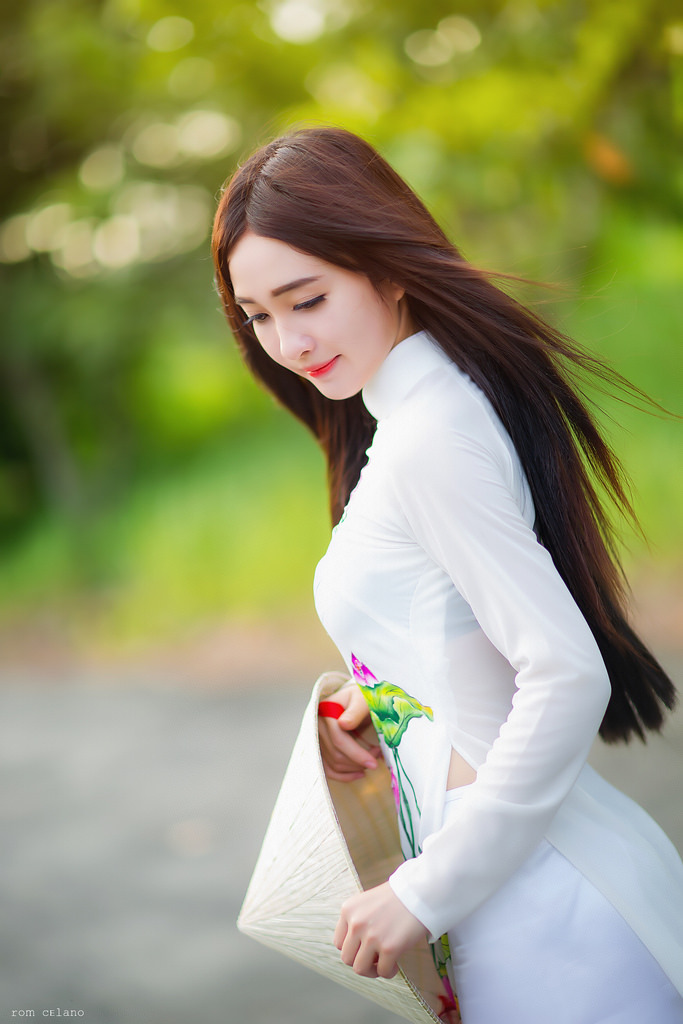 打开了雅君的花宫柔佳